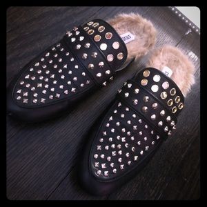 Steve Madden studded slip on loafers w faux fur